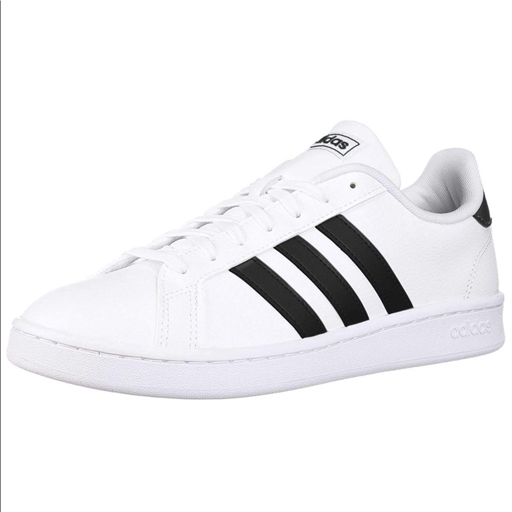 Adidas Sneakers